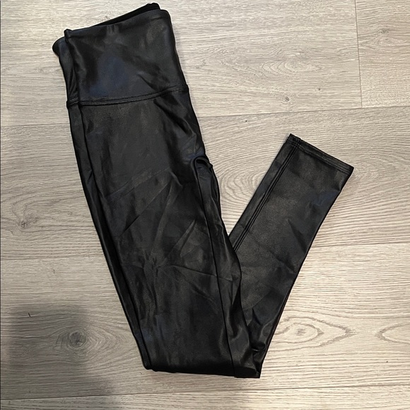 SPANX Shiny Black Leggings - Picture 6 of 7